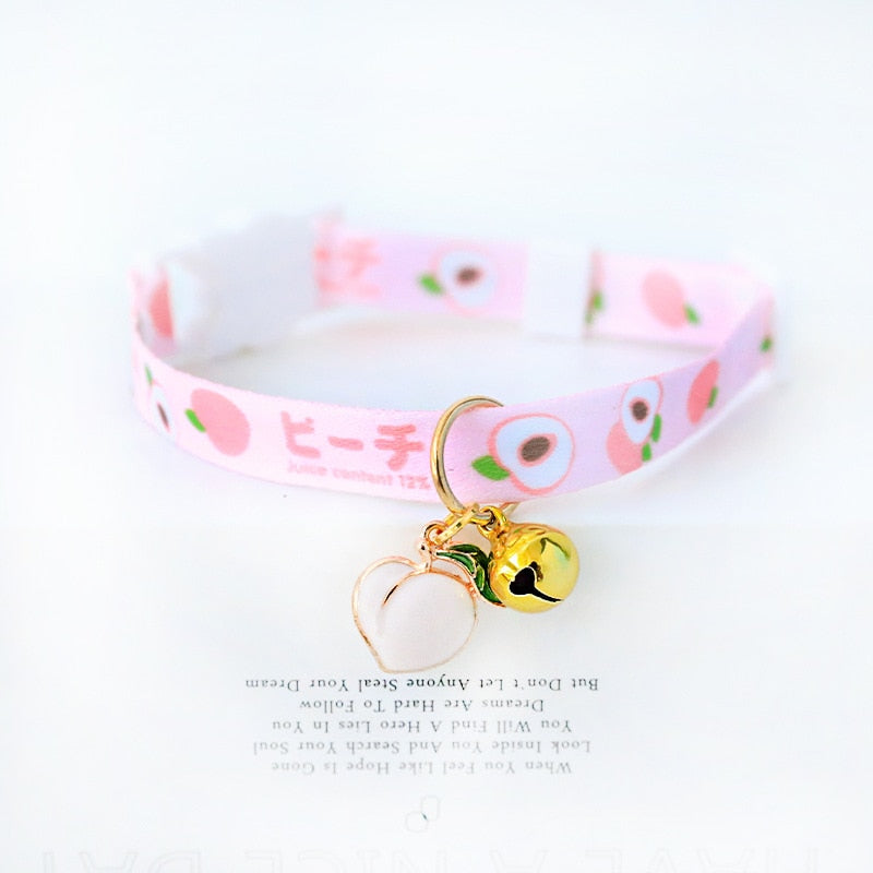 1PCS Fruit Print Pendant Pet Collar 18-32cm Adjustable Bells Safety Buckle Cute Peach Strawberry Kitten Puppy Collar Supplier