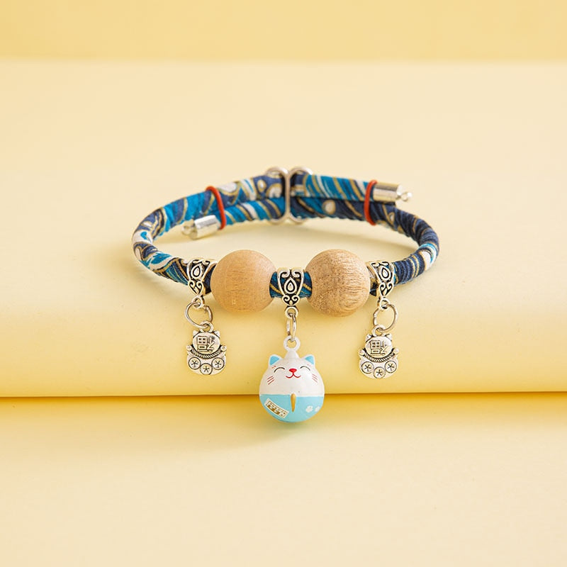 Adjustable Flea Tick Treatment Dog Collars for Cat with Balsam Wood Beads Bell Antiparasitic Necklace Little Pet Supplies