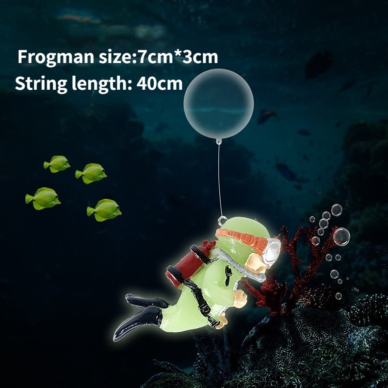 Aquarium Decoration Fish Tank Ornaments Cartoon Character Pineapple House Resin Aquarium Ornaments Floating Decoration