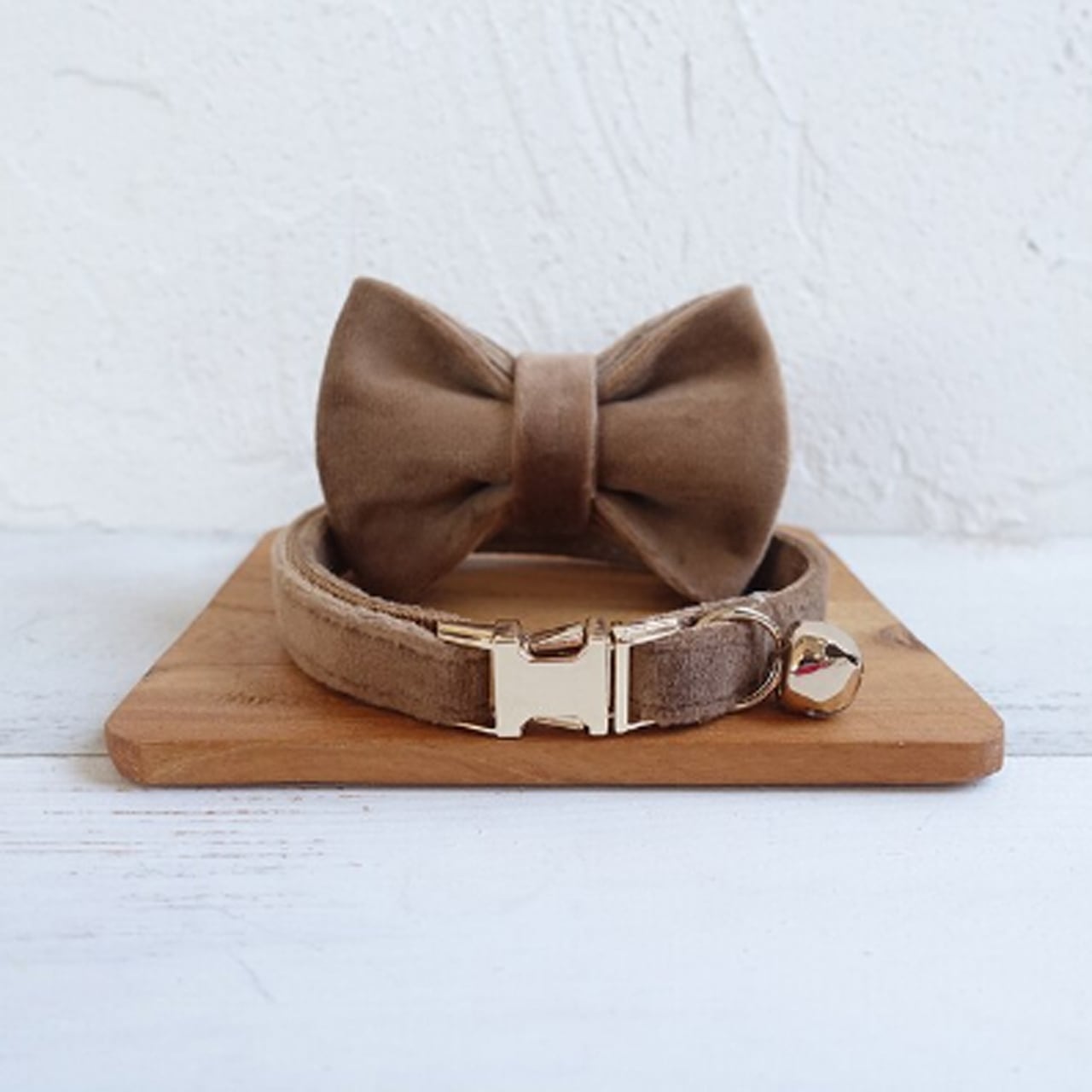 Personalized Cat Collar Velvet ID Engraving Name Tag Collar for Cat Necklace Puppy Kitten Bell Bow tie Custom Small Dog Collar