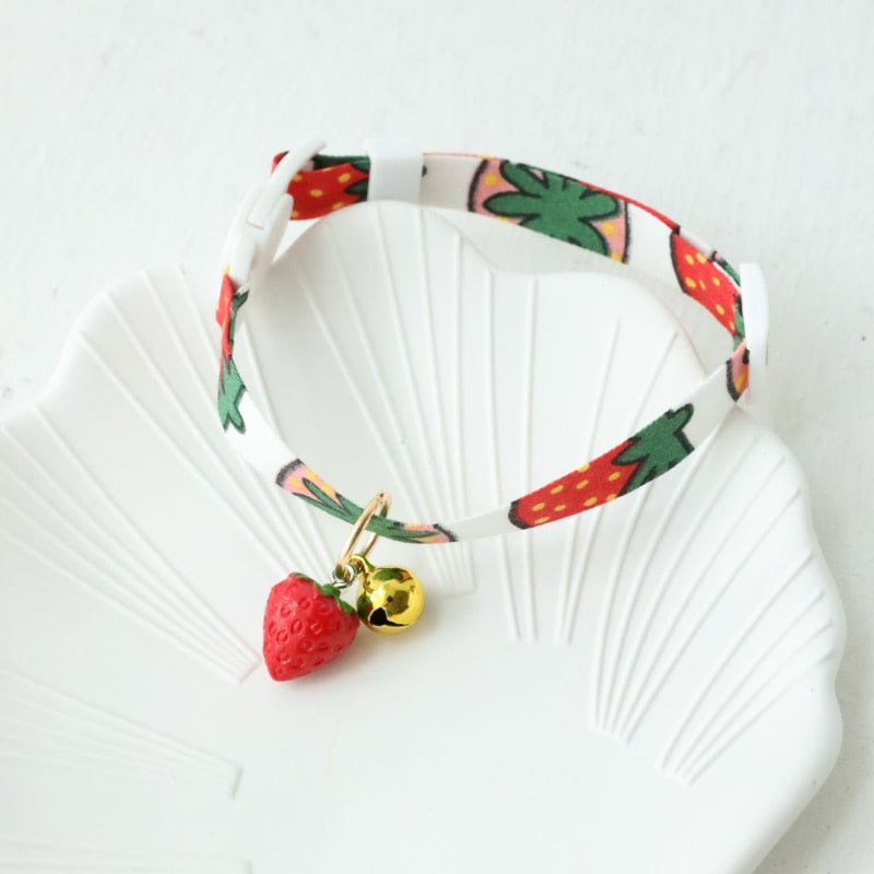 Cute cartoon fashion cat collar adjustable clock dog collar summer strawberry pineapple pet collar kitten and puppy decoration