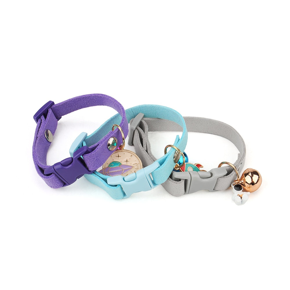 Adjustable Cat Collar, Cute Cat Bib Collar with Bells and Trinkets Pendant Pet Collar for Cats and Puppies Kitten Accessories