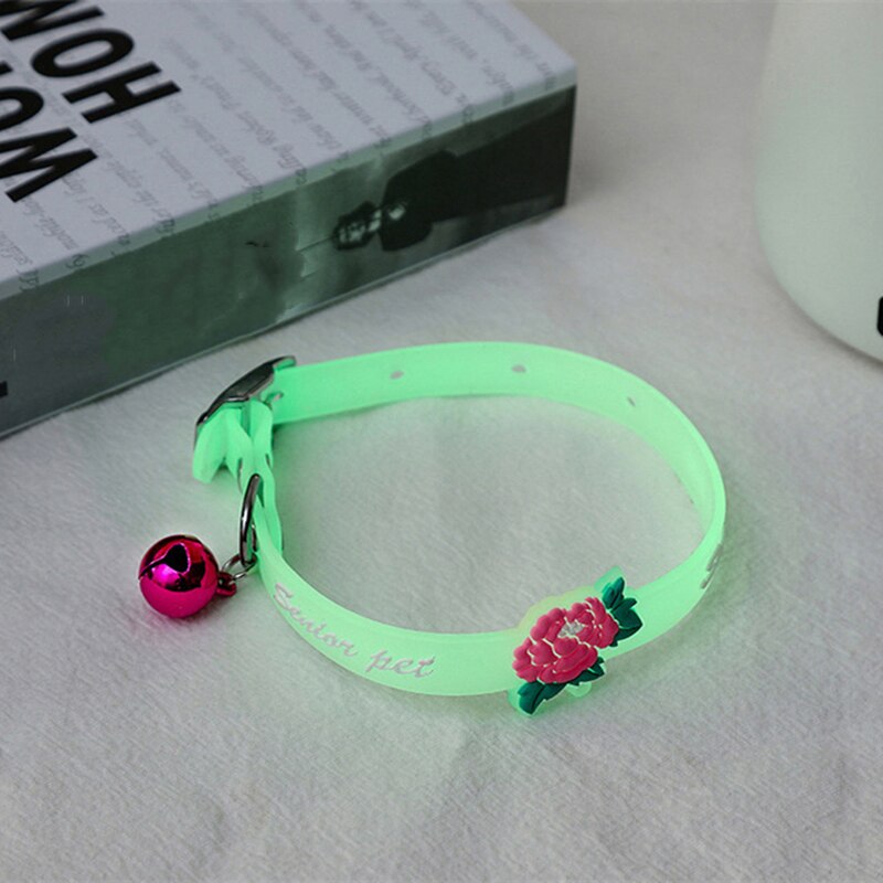 Glowing Dog Cat Collar Anti-Loss Fluorescent Silicone Cat Luminous Collar Necklace With Bells Dog Neck Ring Cat Dog Accessories