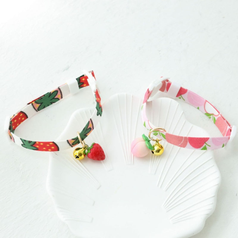 Cute cartoon fashion cat collar adjustable clock dog collar summer strawberry pineapple pet collar kitten and puppy decoration
